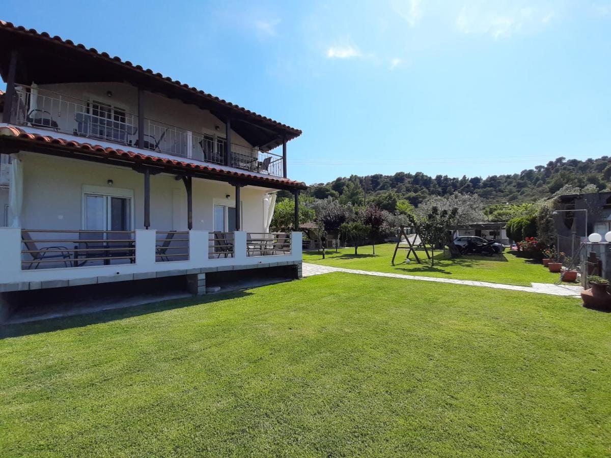 Latoura Studios Ormos Panagias Exterior photo